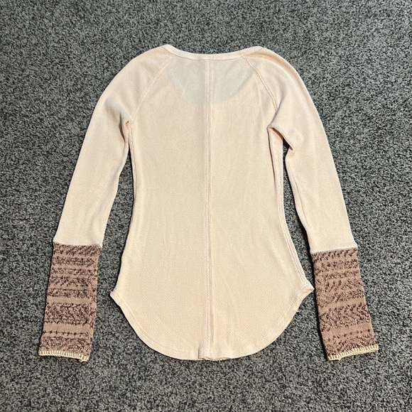 🌸4/$20🌸Vintage Free People Long Sleeve Thermal Shirt Size Small EUC - Picture 2 of 9